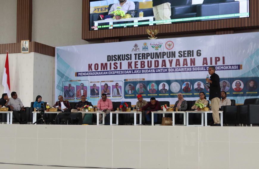 Komisi Kebudayaan AIPI dan UIN AMSA Gelar Diskusi…